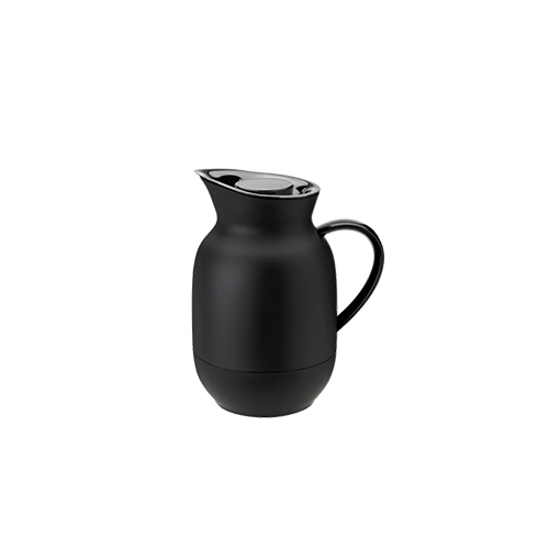 soleerkan inh 1ltr soft black amphora stelton